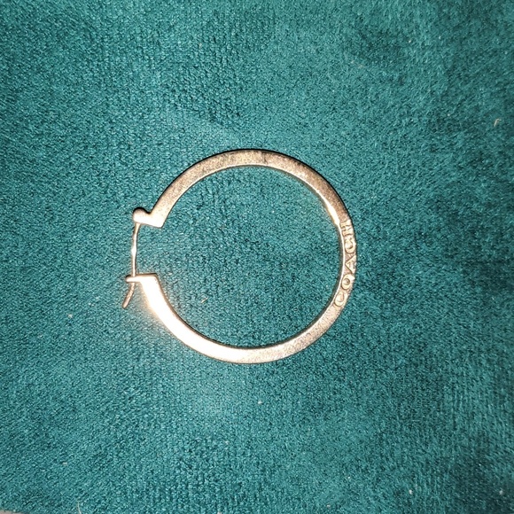 Coach earring - Picture 2 of 2
